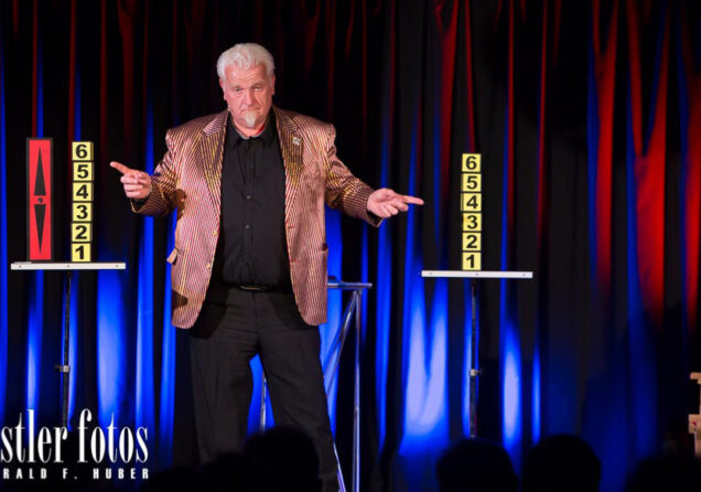 Zauberer Close Up Magic Leinup Agentur für Artisten und Künstler