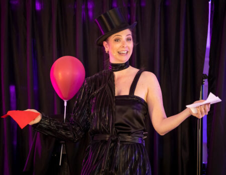 Magic Zauberkünstlerin Close Up bei Leinup bild3 Magic Zauberkünstlerin Close Up bei Leinup bild3