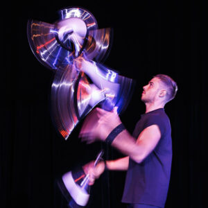 High-Speed Jongleur Leinup Künstleragentur münchen High-Speed Jongleur Leinup Künstleragentur münchen