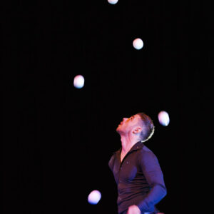 Tempo Jongleur Leinup Künstleragentur München Tempo Jongleur Leinup Künstleragentur München