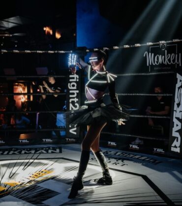 LED Tanz Show-Act von Leinup Bild 04 LED Tanz Show-Act von Leinup Bild 04